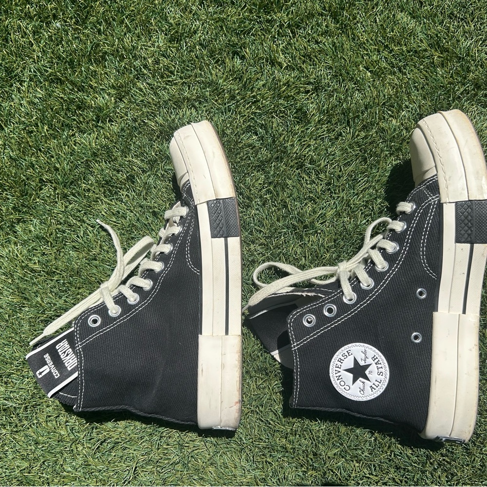Converse DRKSTAR High Top Sneakers in Black and White - Picture 3 of 7